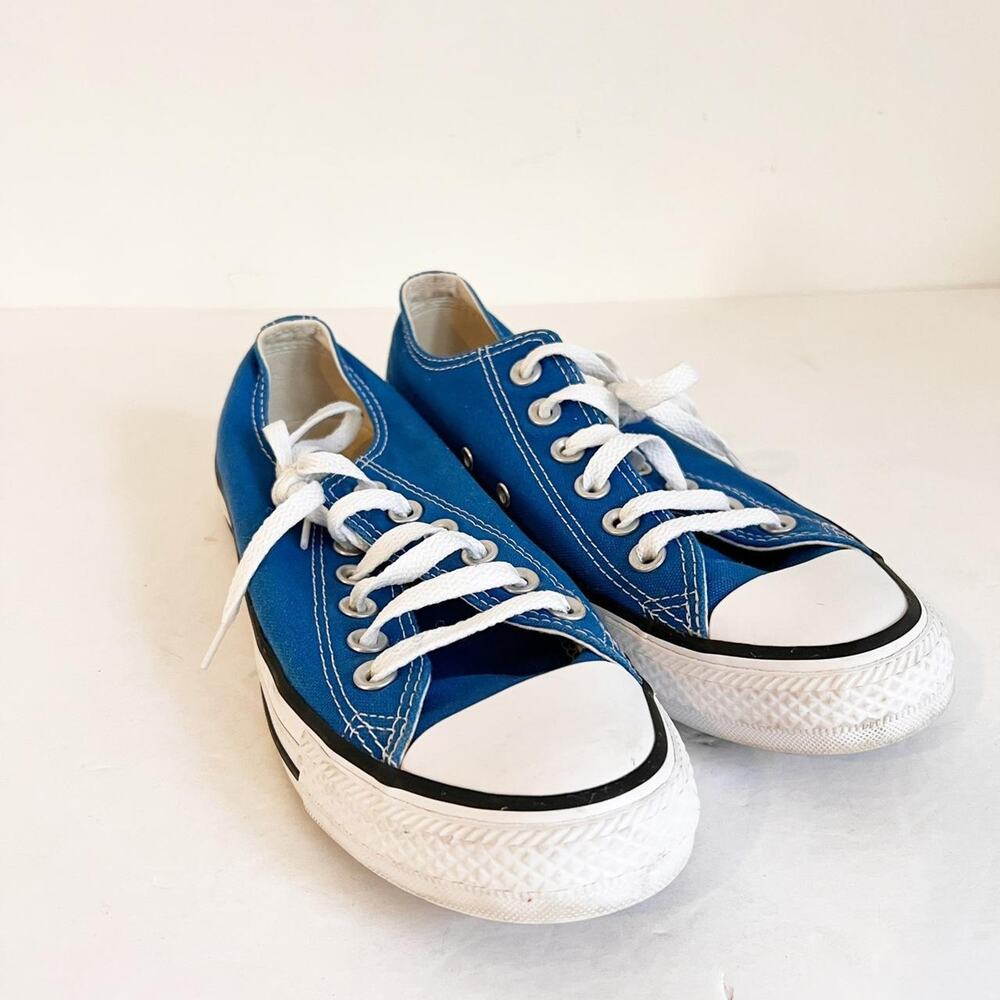 SZ 7 Women’s Snorkel Blue Converse All Star low top trainers
